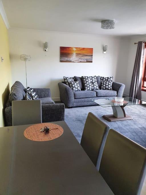 Premium Ground Floor Apartment, Near Fort William Town Centre Exterior photo