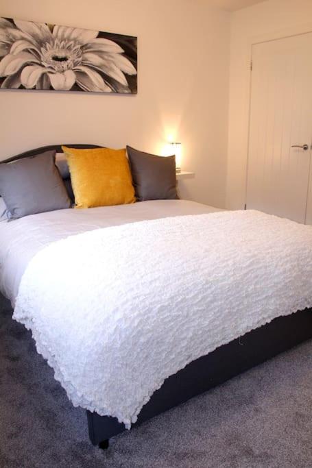 Premium Ground Floor Apartment, Near Fort William Town Centre Exterior photo